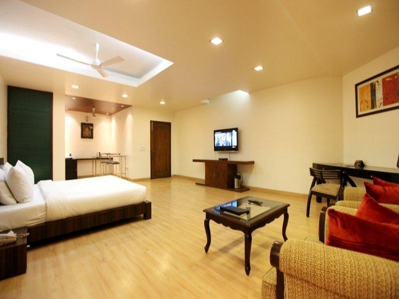 Hotel Clark Greens Nuova Delhi Esterno foto